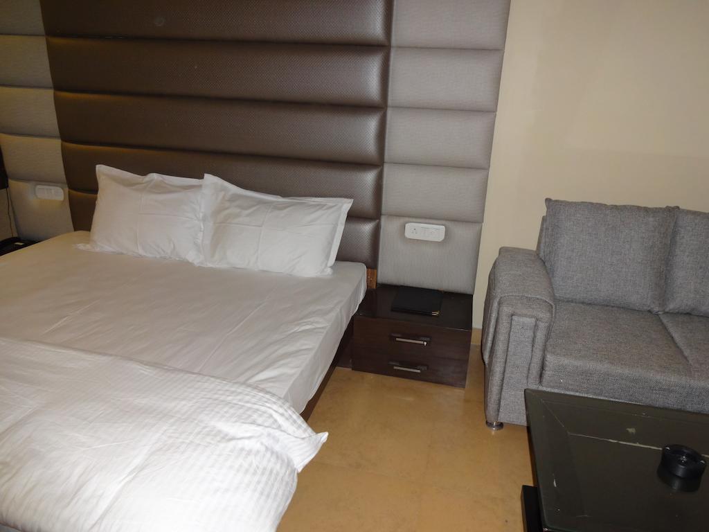 Hardik Resort Orchha Bagian luar foto