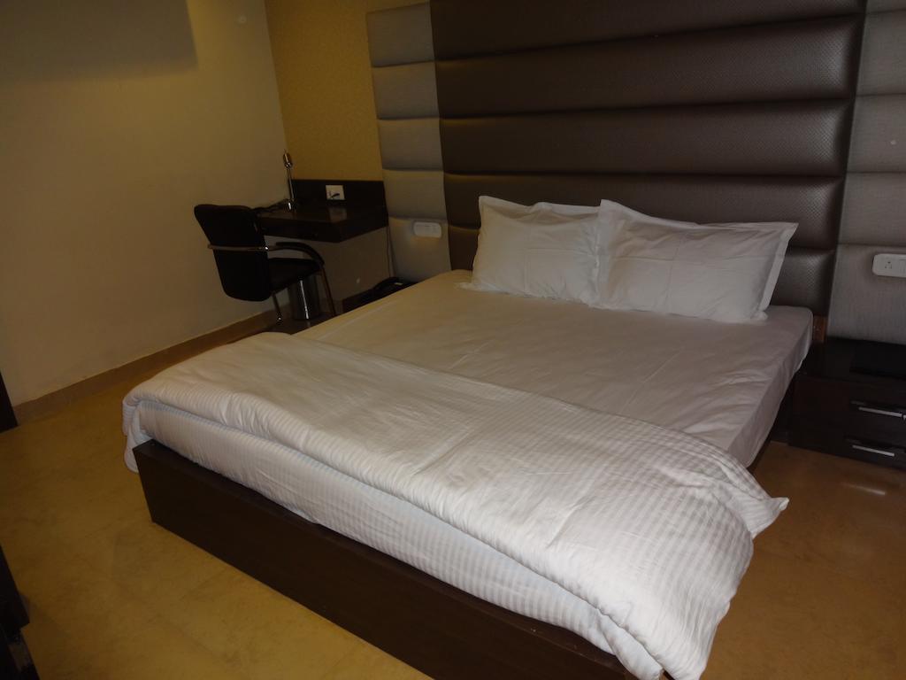 Hardik Resort Orchha Bagian luar foto