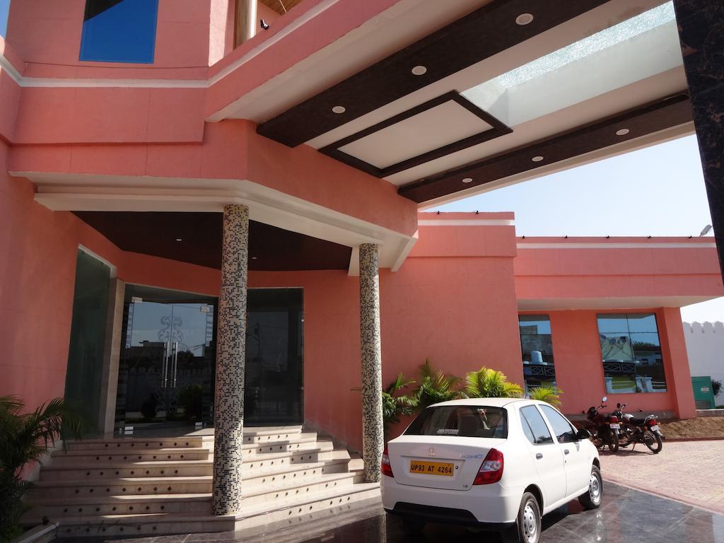 Hardik Resort Orchha Bagian luar foto